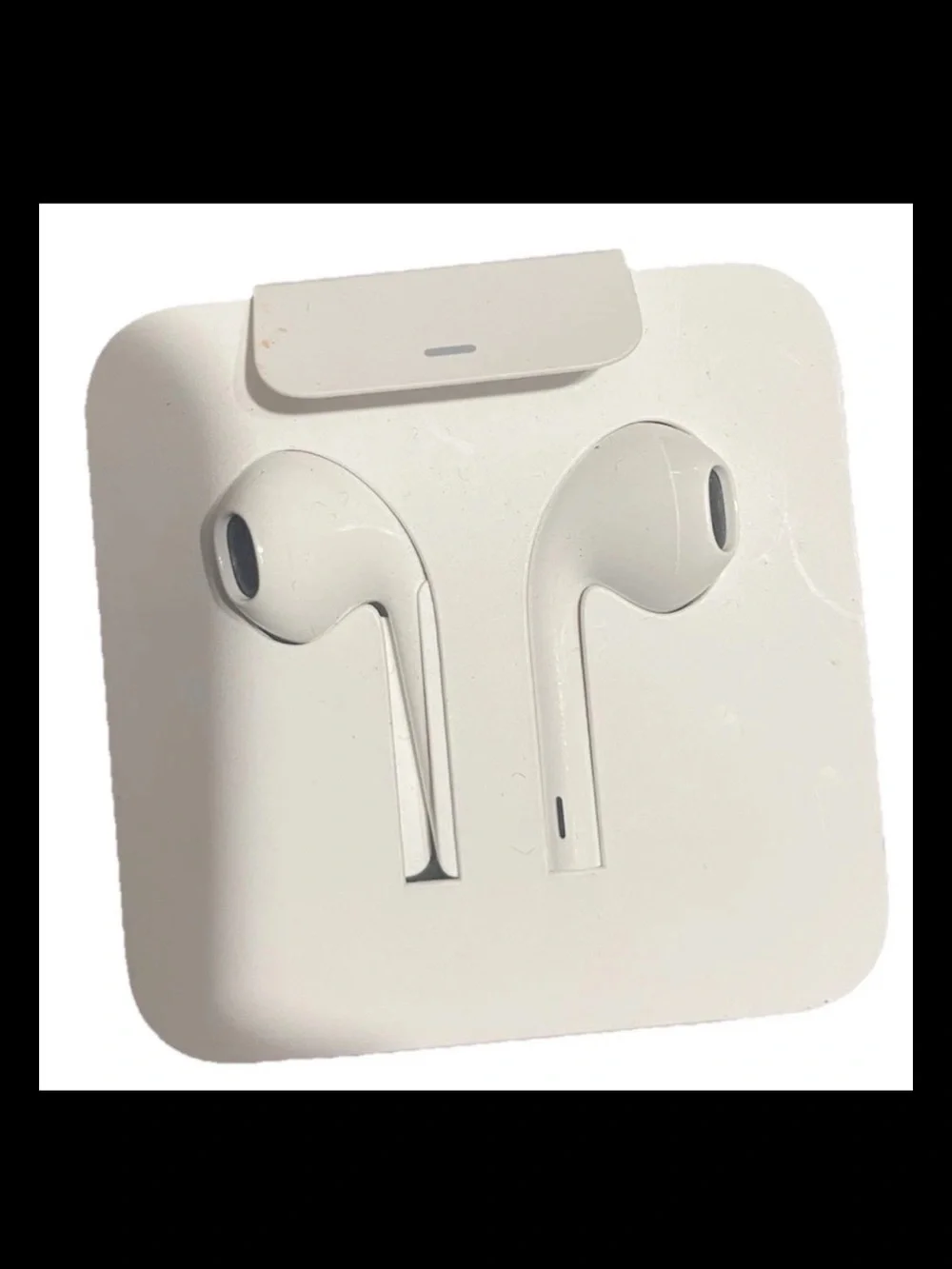 Apple EarPods Lightning Connector Wired Earbuds Genuine New Unused